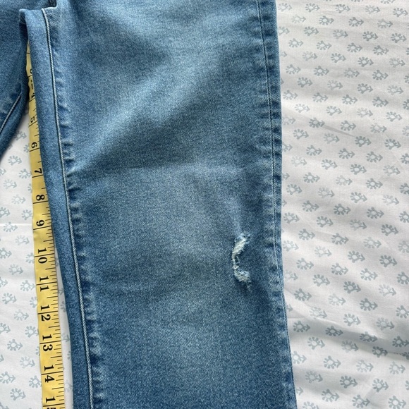 J. Crew Women’s Essential Straight Jeans - Picture 5 of 8